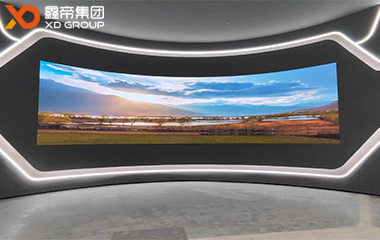 北京福田汽車展廳P1.5內(nèi)弧形LED屏項(xiàng)目